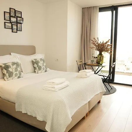 Rooftop Hotel apartamentowy 3*