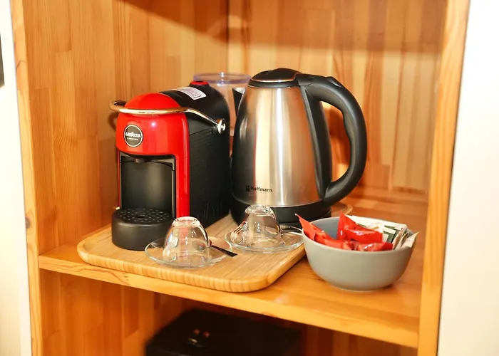 Rooftop 3* Тирана