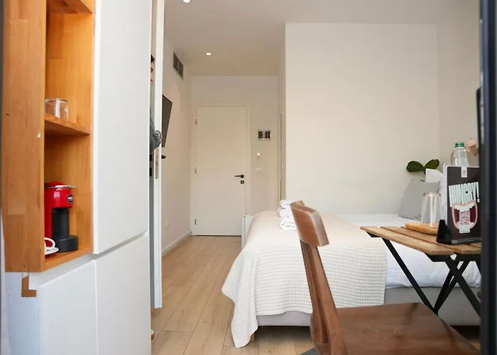 Rooftop Apartmanhotel Tirana