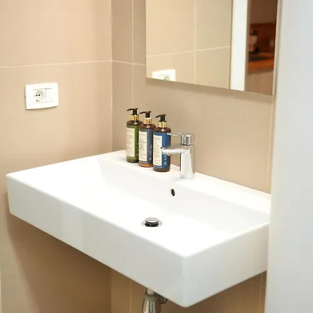 Rooftop アパートホテル