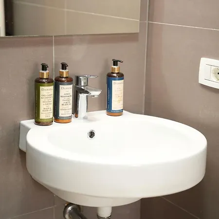 アパートホテル Rooftop