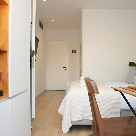 Rooftop アパートホテル ティラナ