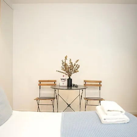 Rooftop アパートホテル 3*