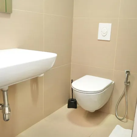 Rooftop アパートホテル